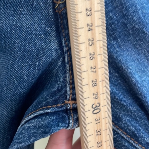 Levi's - 501 '93 - 90s Style - Med Wash - Straight Leg - 33x30 - Picture 7 of 12